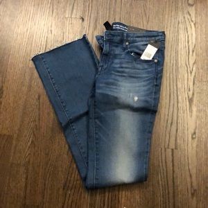 Mid-rise Skinny Bootcut Jean